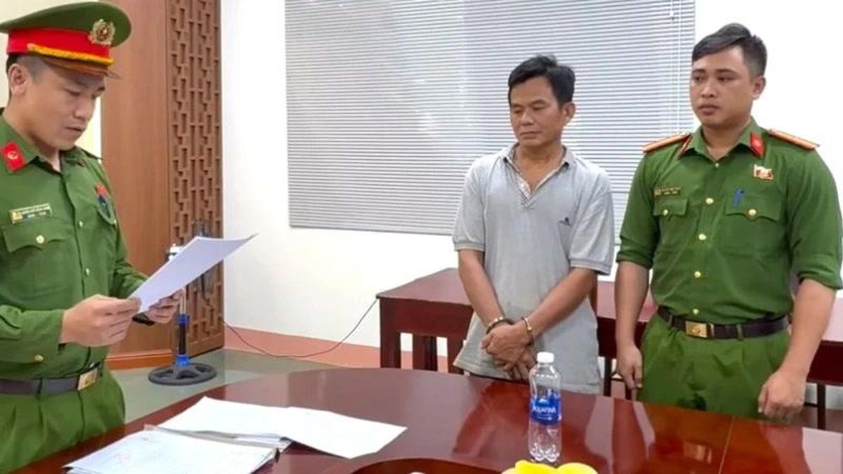 Bắt tạm giam tài xế xe ben 'vượt ẩu' gây tai nạn khiến 2 người đi xe máy tử vong - Báo Nhân Dân