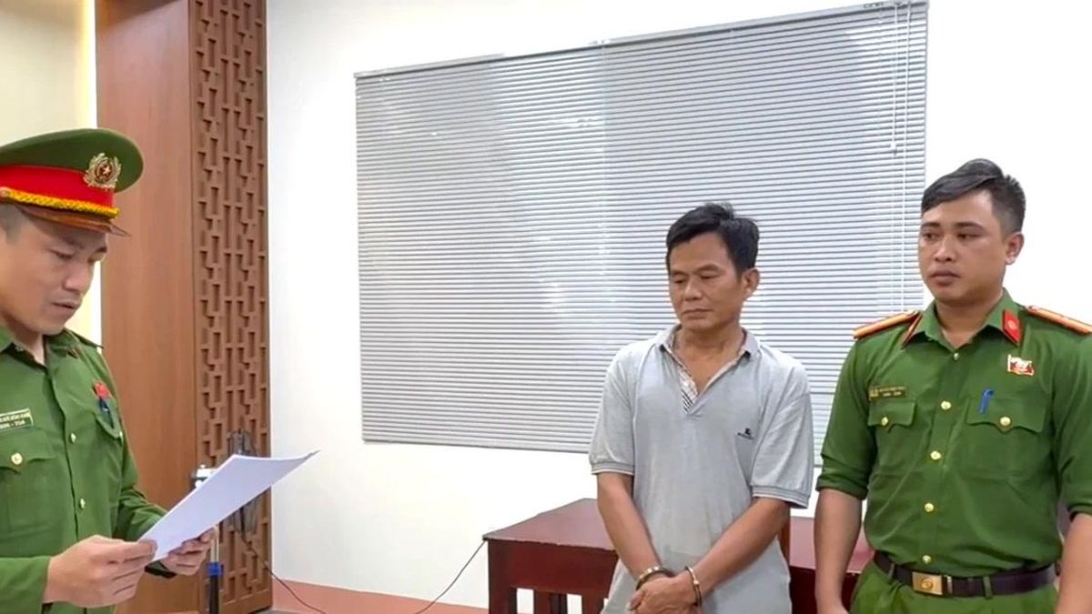 Bắt tạm giam tài xế xe ben tông tử vong 2 người đi xe máy - Báo Công An Nhân Dân