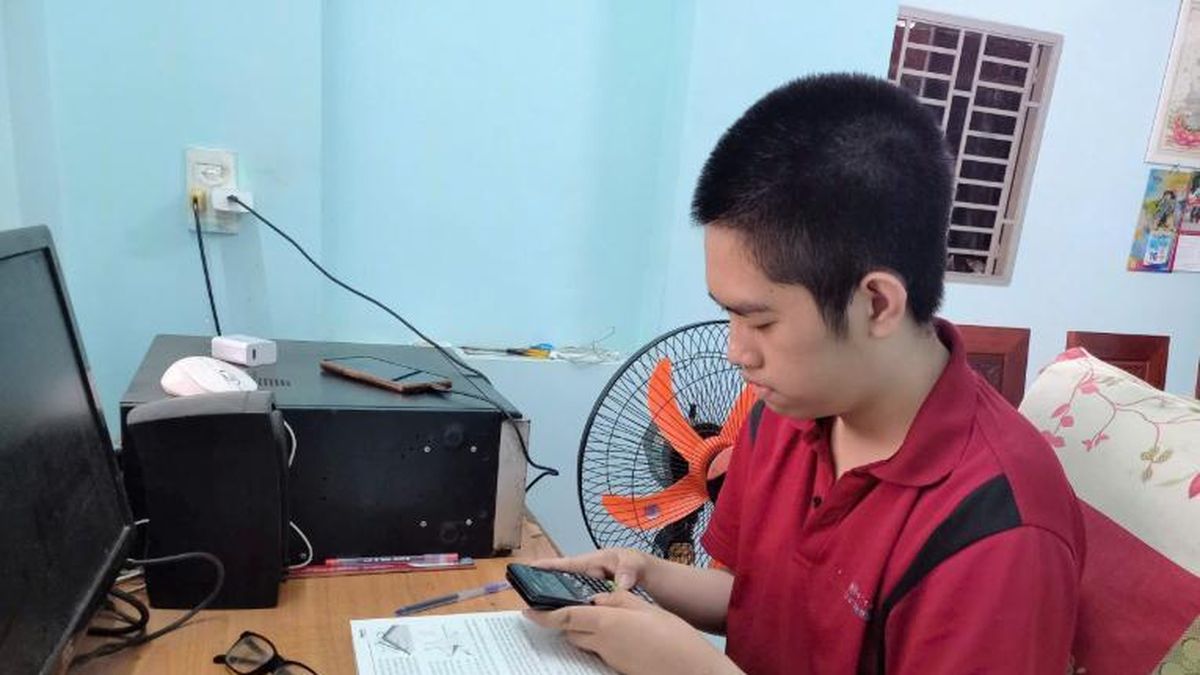 Bùi Trí Tâm vượt khó, học giỏi - Báo Quân Đội Nhân Dân