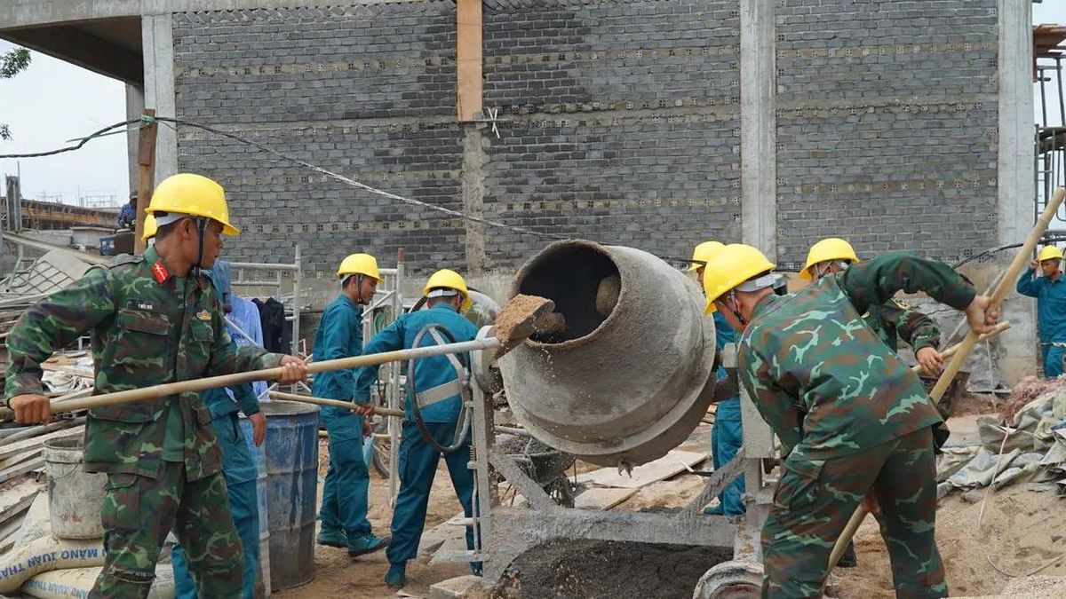 Đắk Lắk: Huy động quân đội hỗ trợ xây dựng trường liên cấp ở biên giới - Báo Sài Gòn Giải Phóng