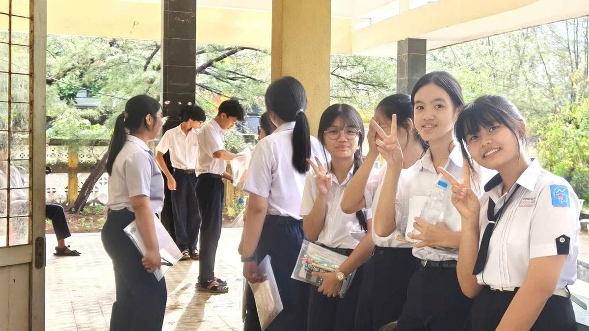 Thí sinh Đắk Lắk nhận nhiều hỗ trợ bước vào Kỳ thi tuyển sinh lớp 10 - Báo Giáo Dục & Thời Đại