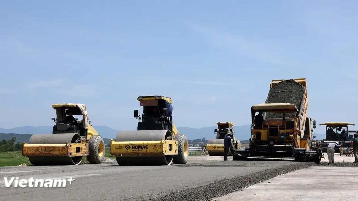 Thông xe kỹ thuật cao tốc Khánh Hòa-Buôn Ma Thuột dịp 2-9 - Chuyên trang Sài Gòn Đầu Tư Tài Chính - Báo Sài Gòn Giải Phóng