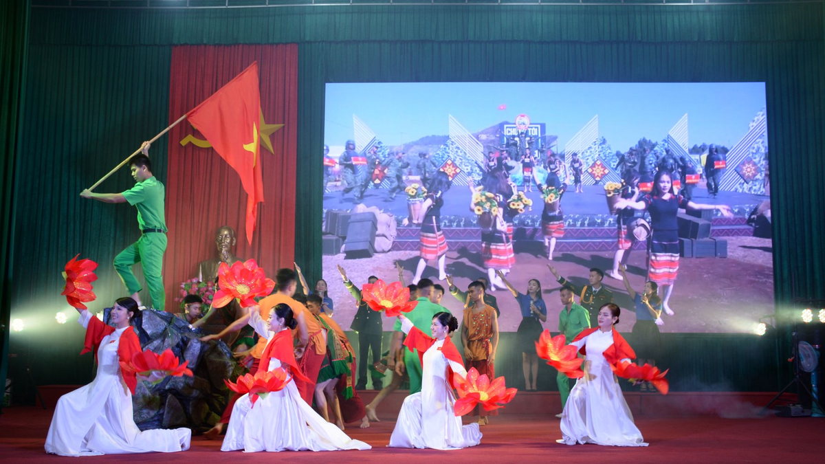 Phát huy vai trò xung kích của tuổi trẻ qua hội thi cán bộ Đoàn giỏi - Báo Quân Đội Nhân Dân