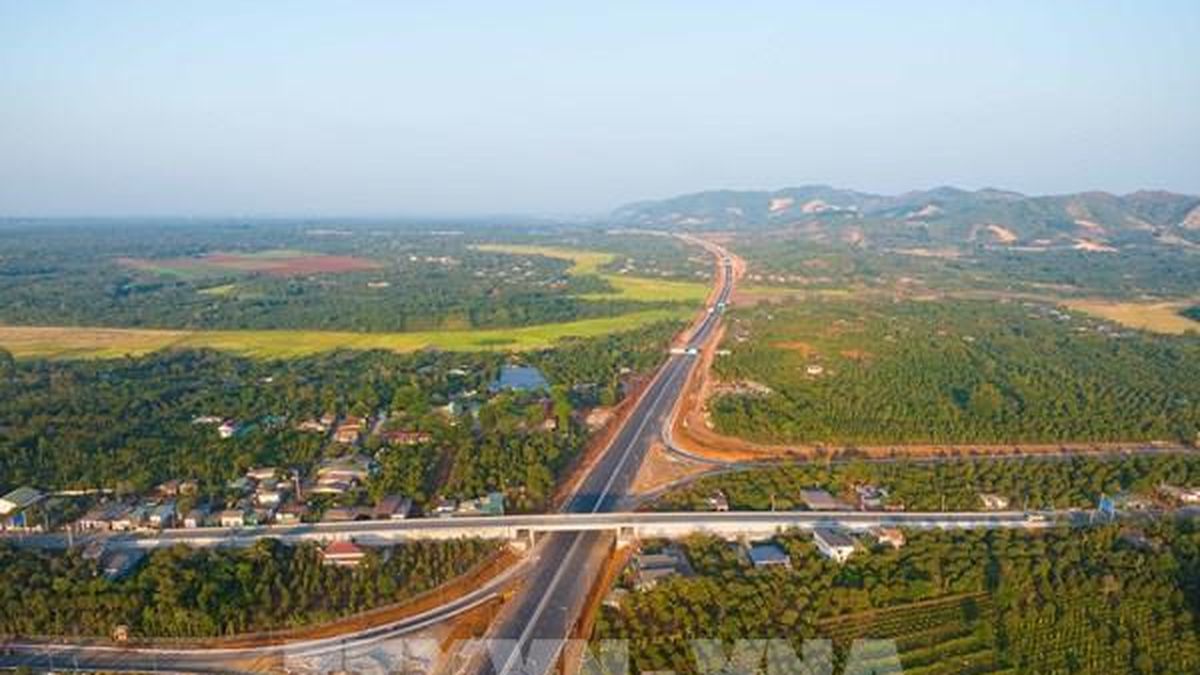Tái định hình vị thế trung tâm Tây Nguyên - Bài 1: Mở lối hành lang tăng trưởng mới - Bnews