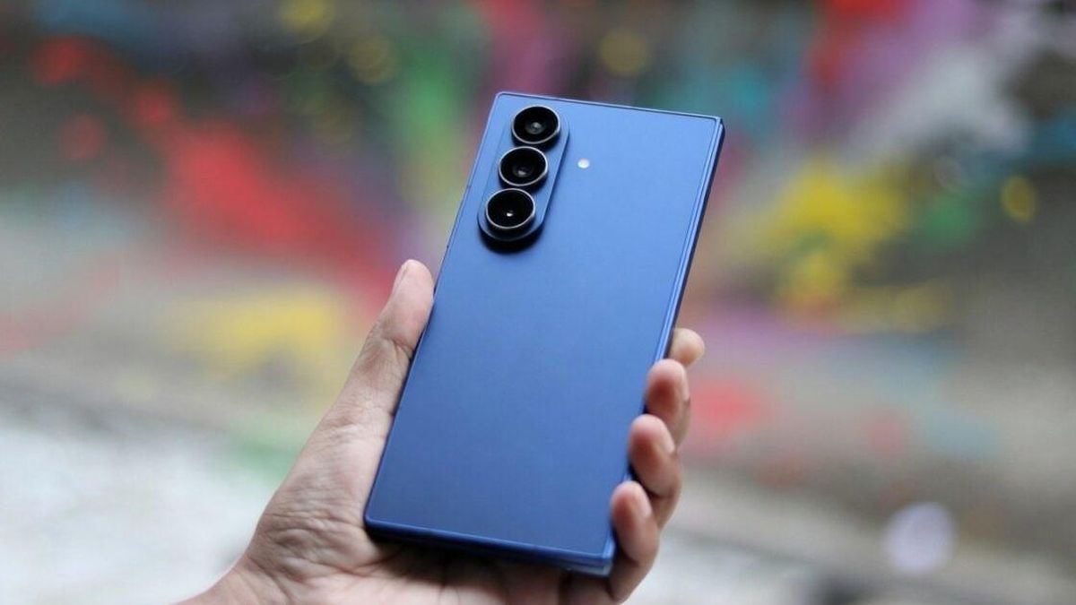 Galaxy Z Fold8 Ultra lộ diện với pin 5.000mAh và sạc 45W nhưng vẫn giữ thân  máy siêu mỏng - Báo Đà Nẵng