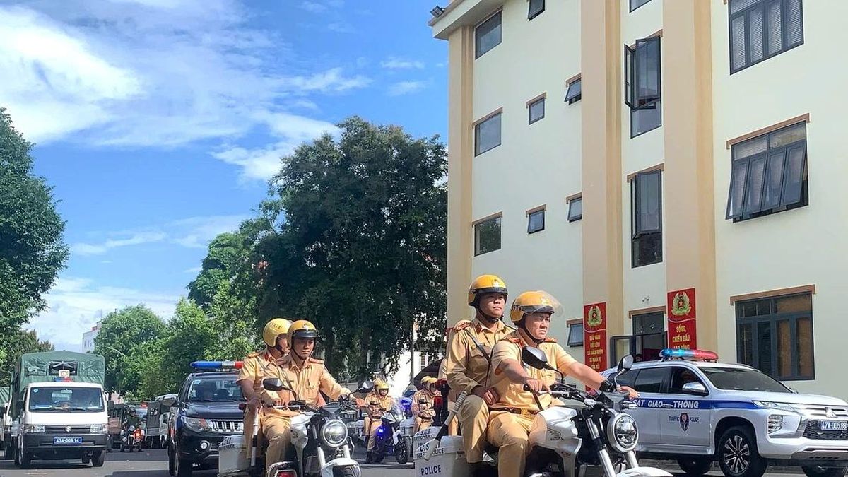 Đắk Lắk: Triển khai cao điểm bảo đảm an toàn giao thông trong học sinh, sinh viên - Báo Công An Nhân Dân