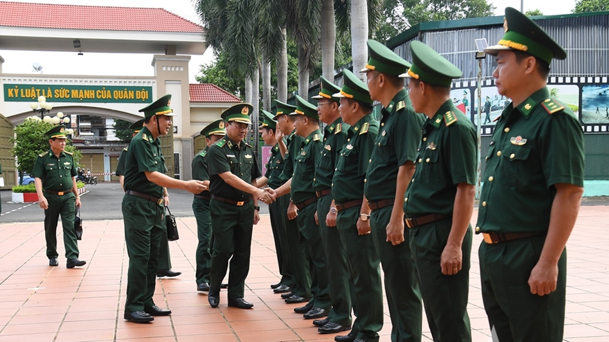 Bộ tư lệnh Bộ đội Biên phòng kiểm tra toàn diện công tác Biên phòng tại Đắk Lắk - Báo Quân Đội Nhân Dân