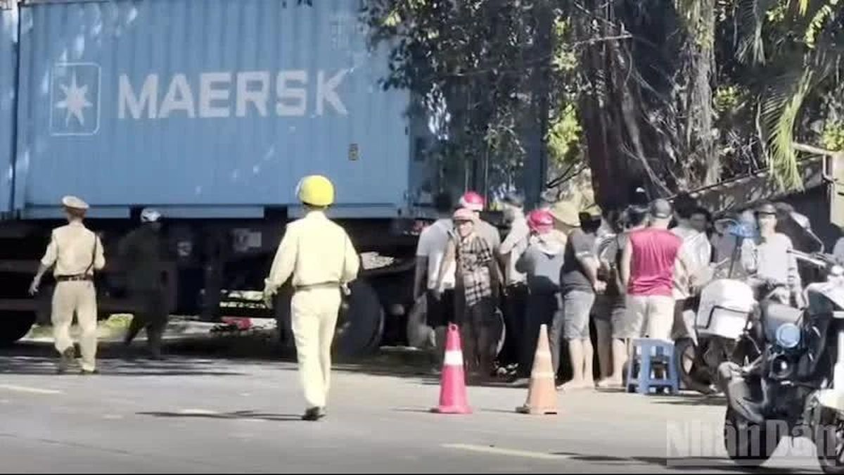 Tai nạn giao thông trên đường Hồ Chí Minh khiến 6 người thương vong - Báo Nhân Dân