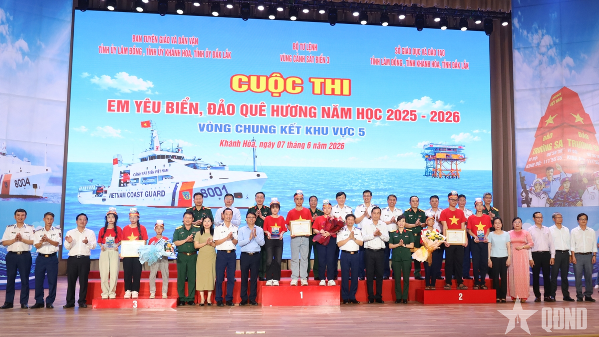 Đội Biển Xanh (Lâm Đồng) đoạt giải Nhất Cuộc thi 'Em yêu biển, đảo quê hương' khu vực 5 - Báo Quân Đội Nhân Dân