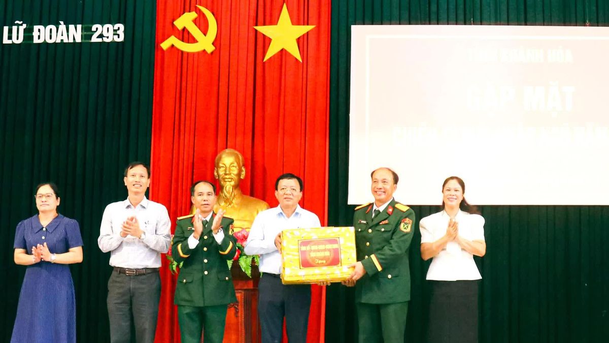 Lữ đoàn 293 tổ chức Lễ tuyên thệ chiến sĩ mới năm 2026 - Báo Khánh Hòa