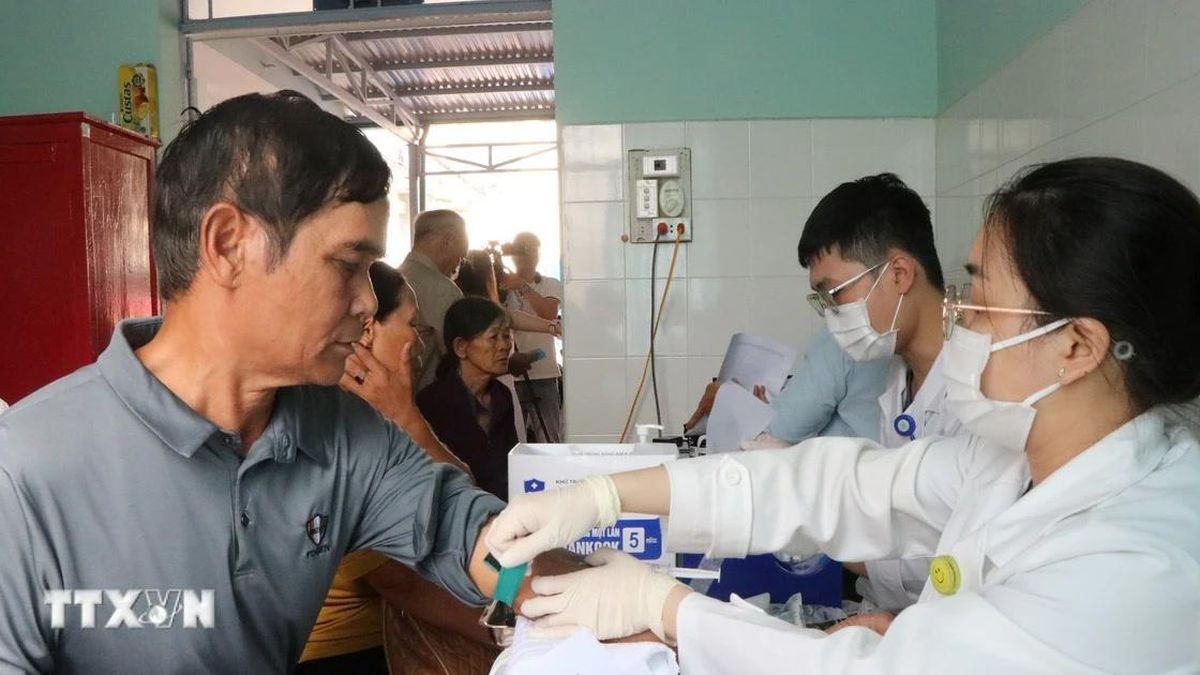 Đắk Lắk: Phát hiện sớm bệnh tật, quản lý sức khỏe toàn diện cho nhân dân - Báo VietnamPlus