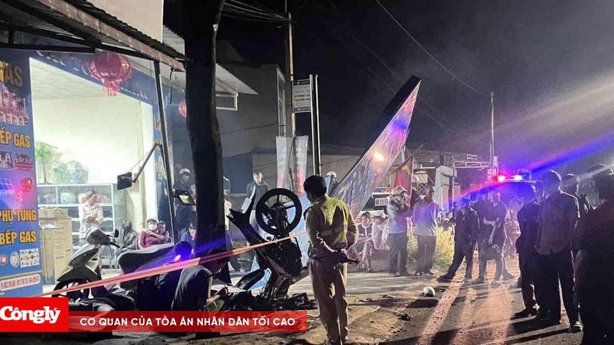 Hai thanh niên thương vong sau cú tông xe máy vào gốc cây - Báo Công Lý