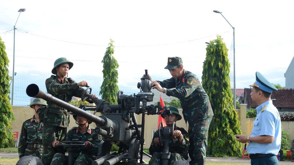 Nâng cao năng lực tham mưu, chỉ huy phòng không trong tình hình mới - Báo Gia Lai