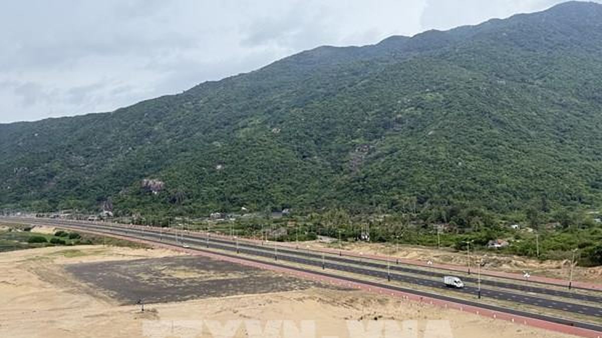 Tạo động lực thu hút đầu tư các dự án phía Đông tỉnh Đắk Lắk - Bnews