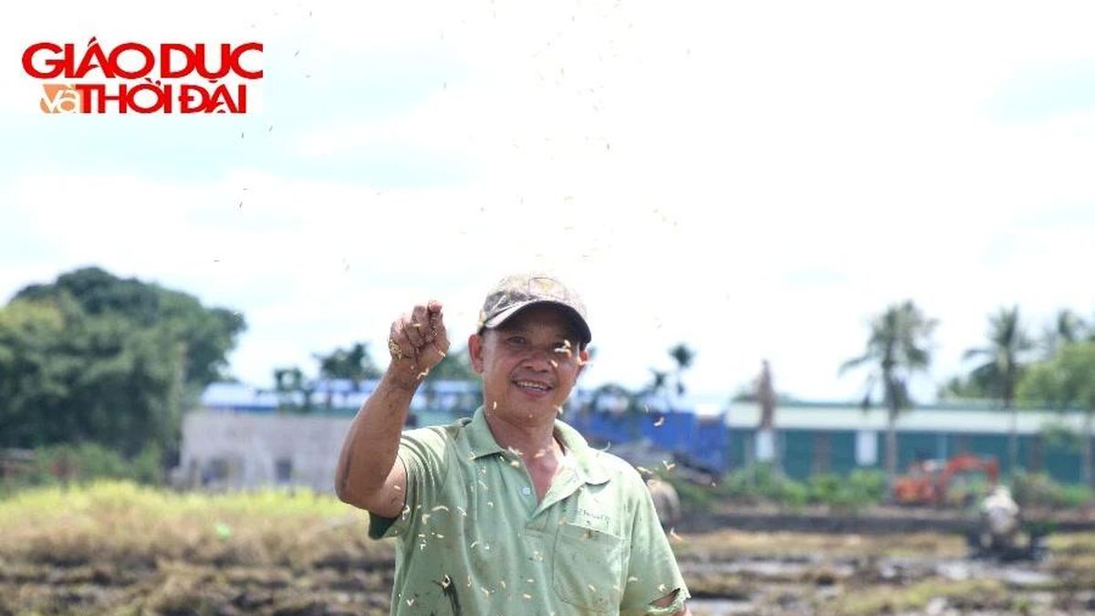 Cha gửi tuổi trẻ xuống ruộng, con mang tri thức bước ra đời - Báo Giáo Dục & Thời Đại