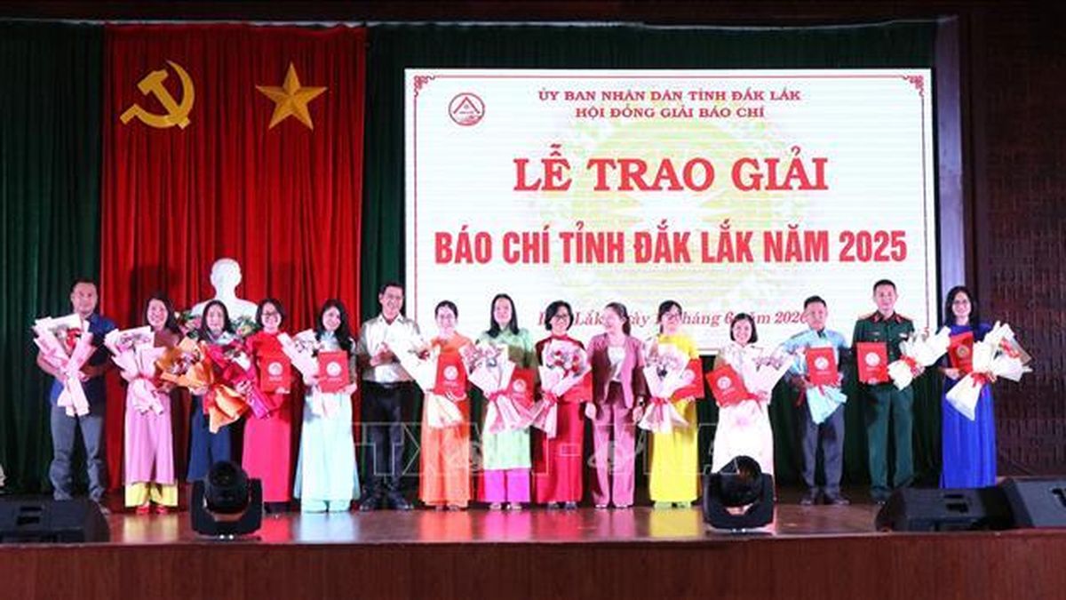Người làm báo cần chủ động thích ứng với xu thế báo chí đa nền tảng - Báo Tin Tức TTXVN
