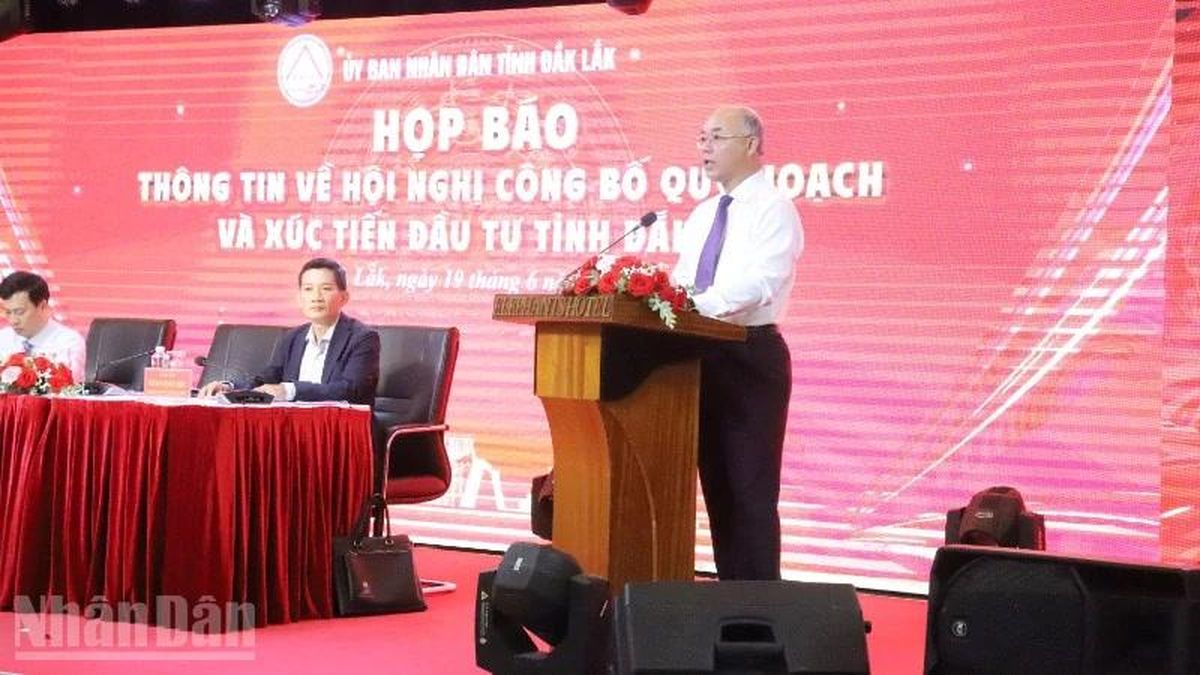 Đắk Lắk họp báo thông tin về hội nghị công bố quy hoạch và xúc tiến đầu tư năm 2026 - Báo Nhân Dân