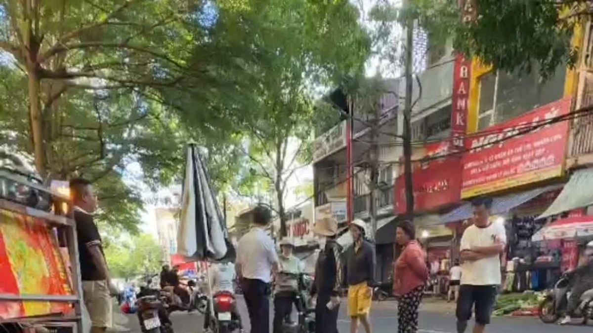 Nhắc nhở đậu xe, một phụ nữ ở Đắk Lắk bị xô ngã xuống đường - Tạp chí Tri thức