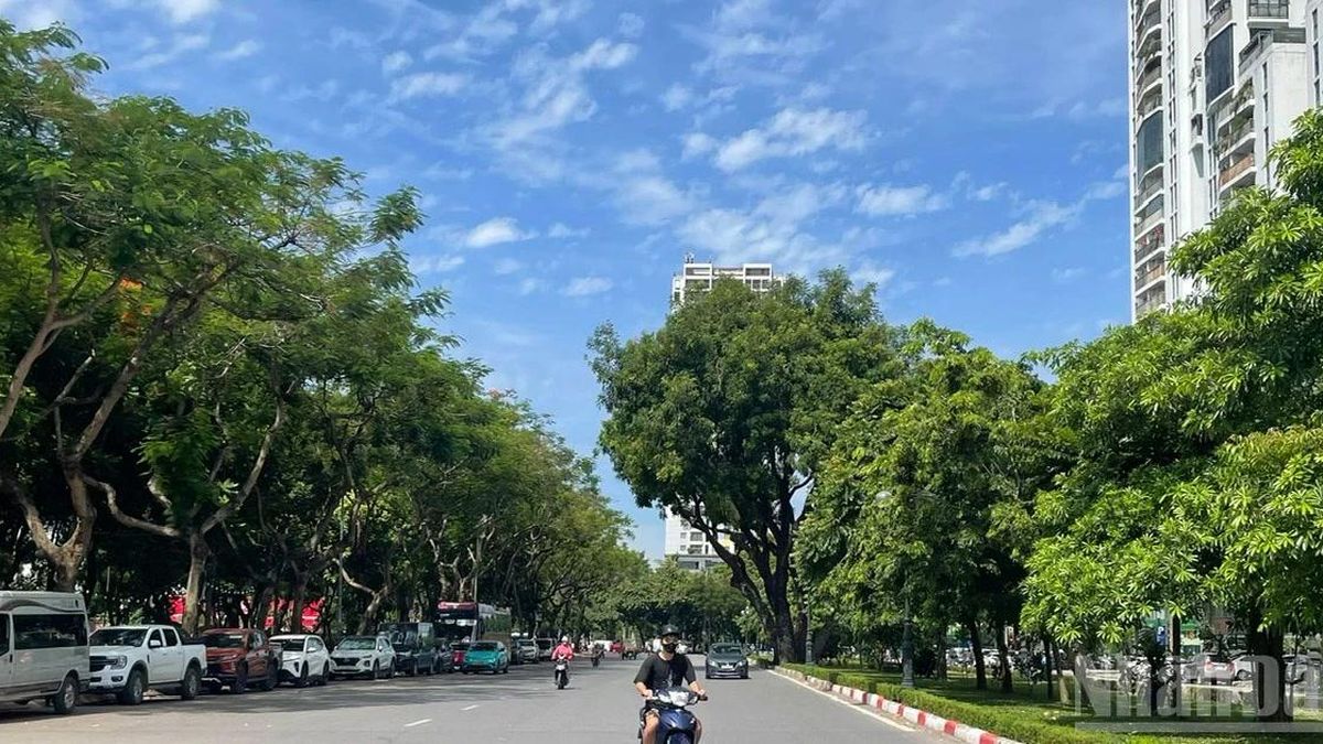 Cảnh báo nắng nóng gay gắt và đặc biệt gay gắt ở khu vực Trung Bộ còn kéo dài trong nhiều ngày tới - Báo Nhân Dân