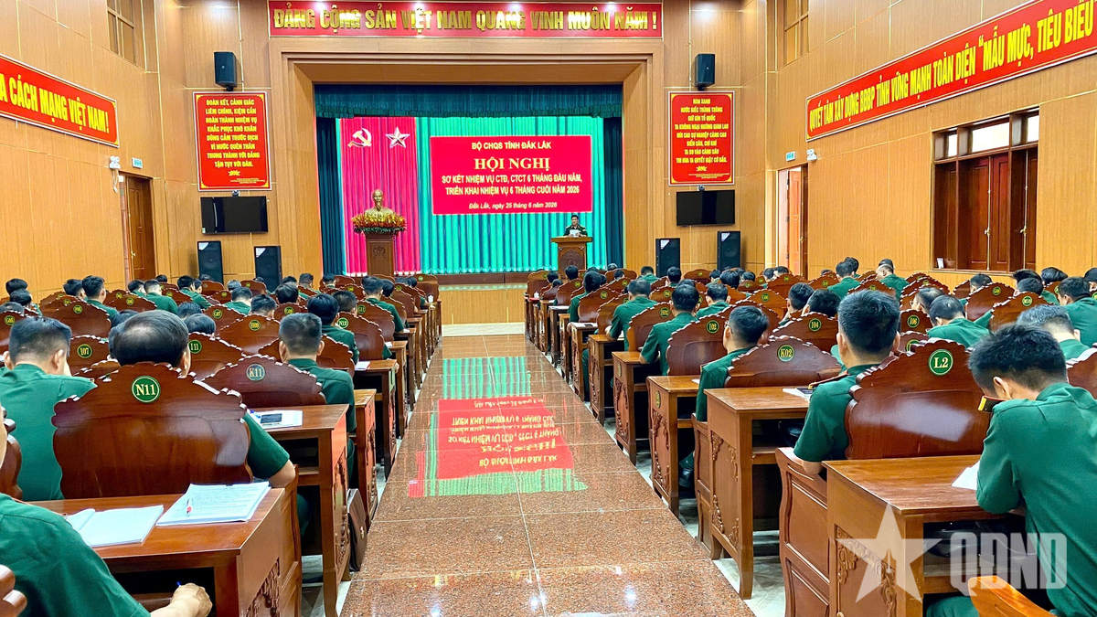 Đắk Lắk tập trung nâng cao chất lượng công tác Đảng, công tác chính trị trong lực lượng vũ trang - Báo Quân Đội Nhân Dân