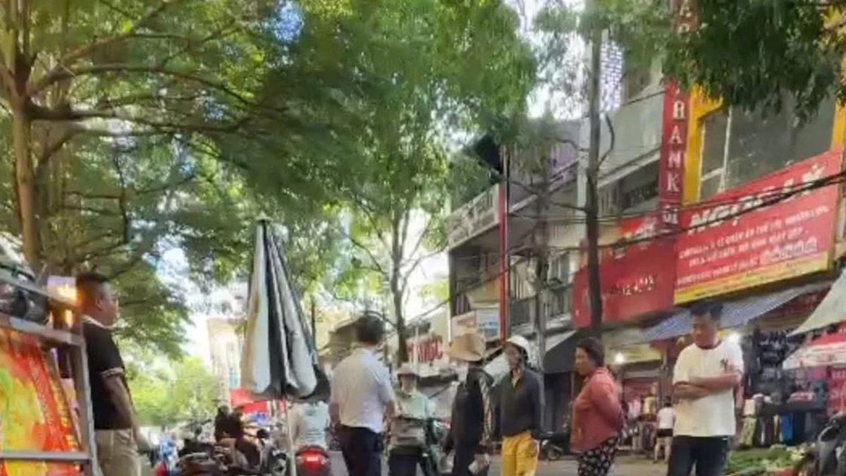 Nhắc nhở đậu xe, một phụ nữ ở Đắk Lắk bị xô ngã xuống đường - Báo Tiền Phong