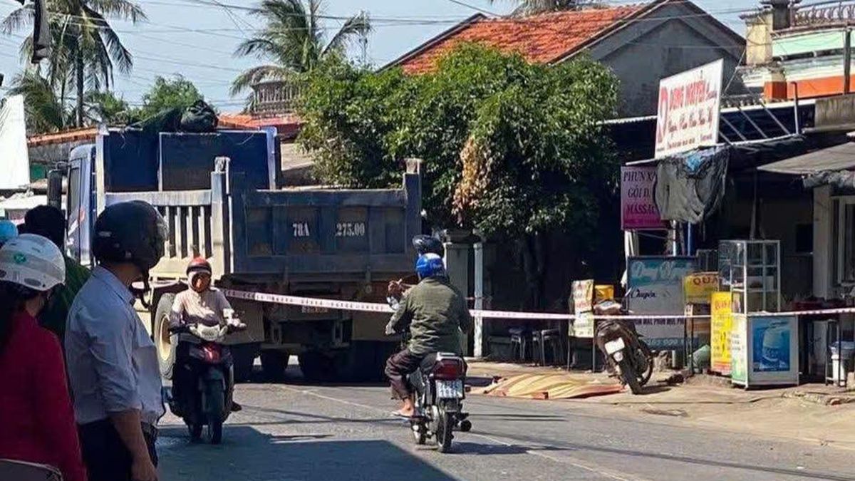 Xe tải va chạm với xe máy ở Đắk Lắk, hai mẹ con thương vong - Báo VTC News