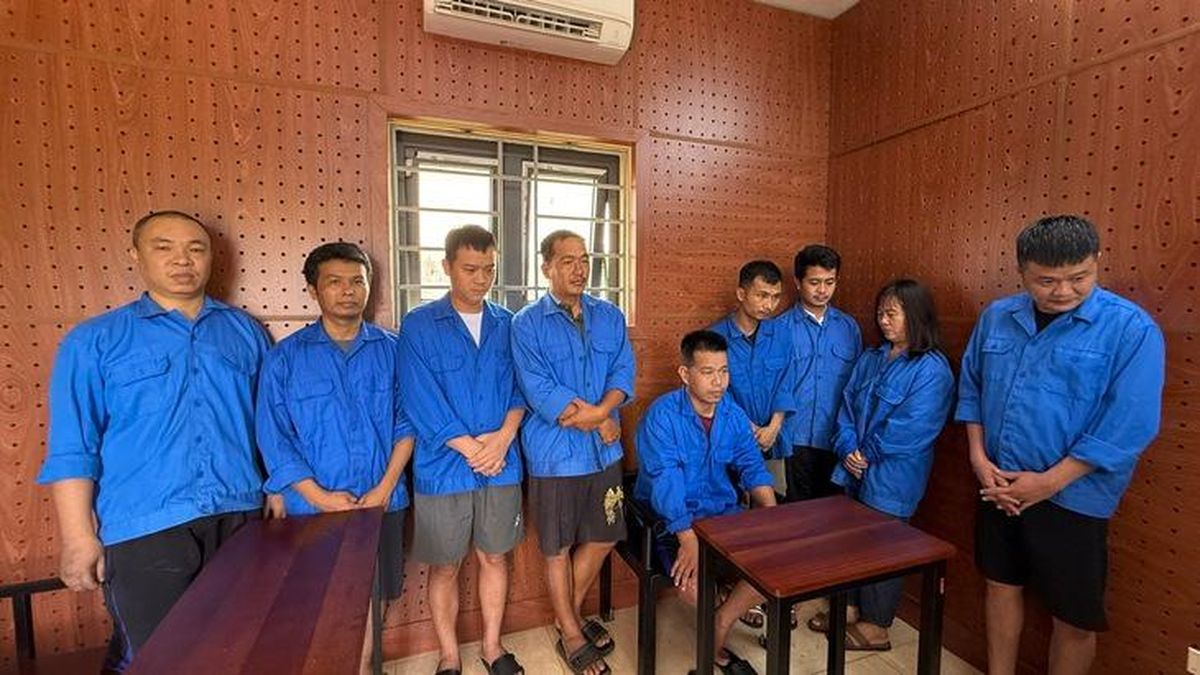 Gã đàn ông cầm đầu đường dây cá độ bóng đá ân hận khi bị bắt - Báo Sức Khỏe & Đời Sống