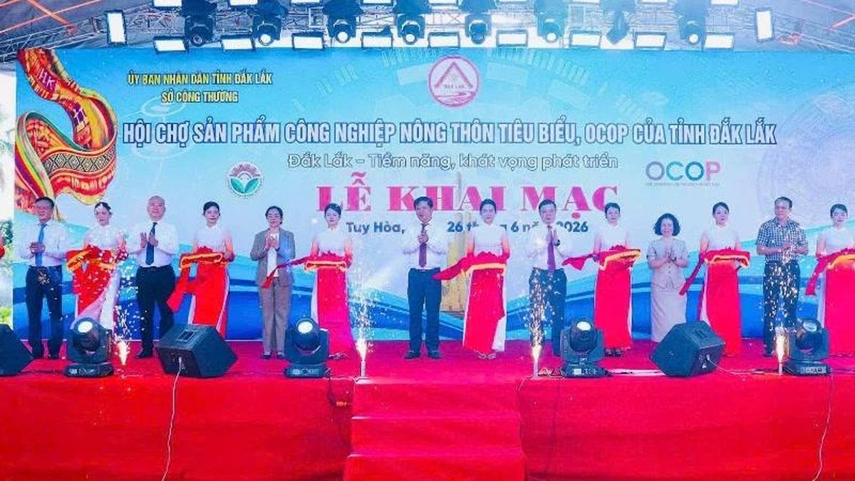 Khai mạc hội chợ sản phẩm công nghiệp nông thôn tiêu biểu, OCOP tỉnh Đắk Lắk và các tỉnh, thành phố năm 2026 - Báo Nhân Dân