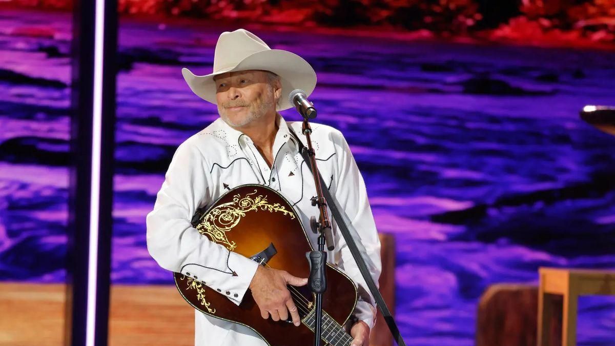 Huyền thoại nhạc đồng quê Alan Jackson hé lộ cuộc chiến bệnh tật suốt 15 năm - Tạp chí SaoStar