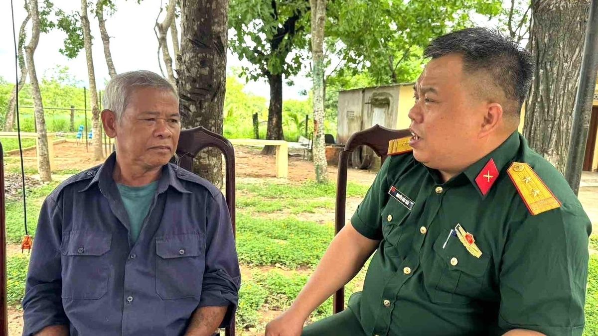 Phát hiện nhiều di vật liệt sĩ từ tin báo của một người đàn ông - Báo VietnamNet