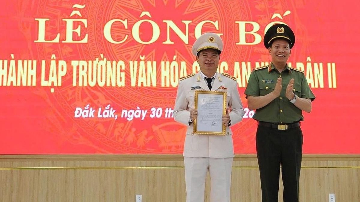 Công bố quyết định thành lập Trường Văn hóa Công an nhân dân II - Báo VietnamNet