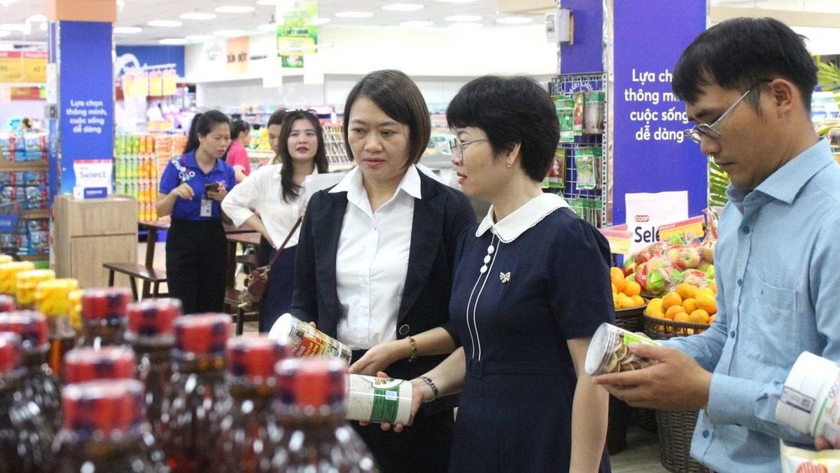 Điểm trưng bày, nhận diện hàng Việt Nam: Điểm mua sắm tiện ích của người tiêu dùng - Báo Gia Lai