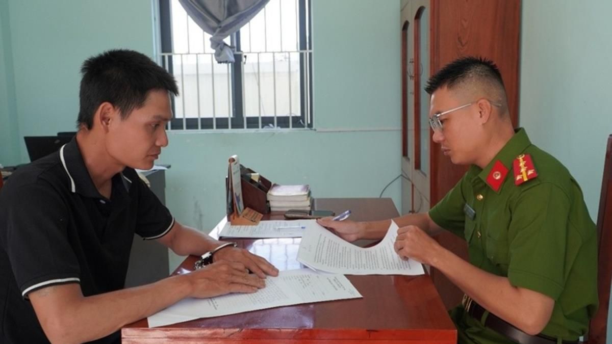 Cướp của người bán vé số - Chuyên trang Công an Đà Nẵng - Báo Công an Nhân dân