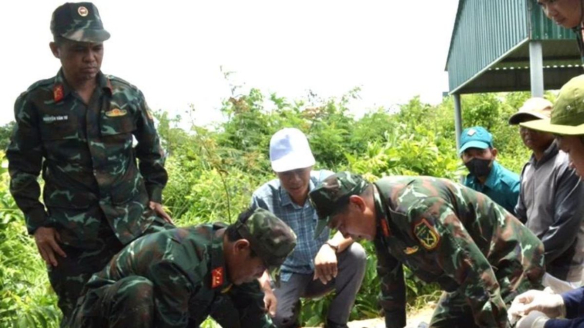 Thêm 2 hài cốt liệt sĩ được tìm thấy từ tin báo của người dân - Báo Công An Nhân Dân