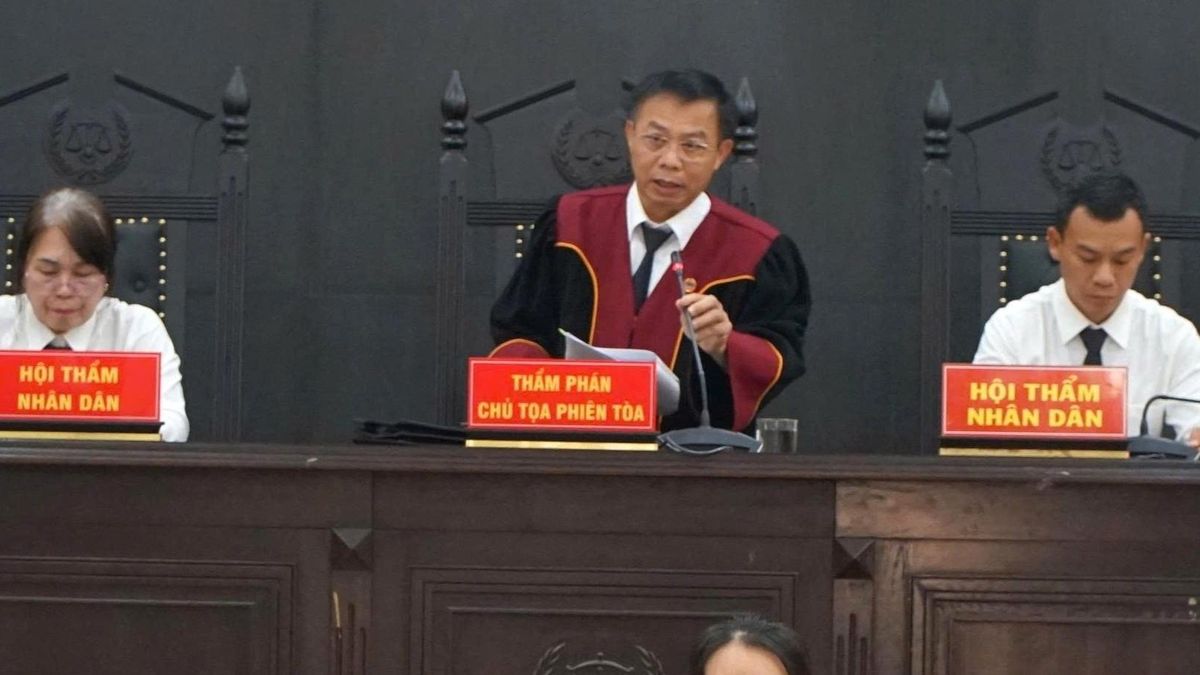 Vụ tán sỏi ở BVĐK vùng Tây Nguyên: Nguyên giám đốc và 2 thuộc cấp lĩnh án - Báo VietnamNet