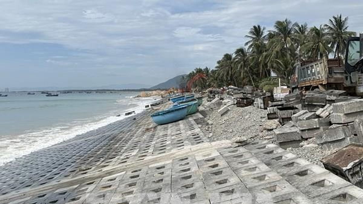 Đẩy nhanh dự án kè biển, chặn nguy cơ biển xâm thực tại Đắk Lắk - Bnews