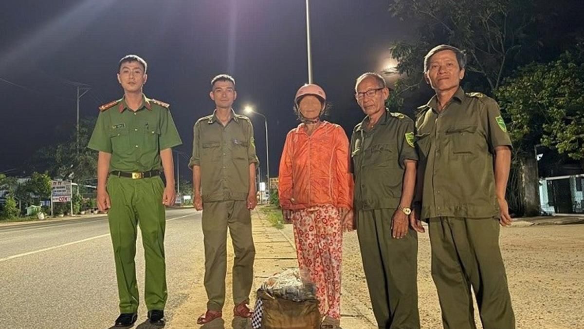 Giúp người dân đi lạc về nhà - Chuyên trang Công an Đà Nẵng - Báo Công an Nhân dân
