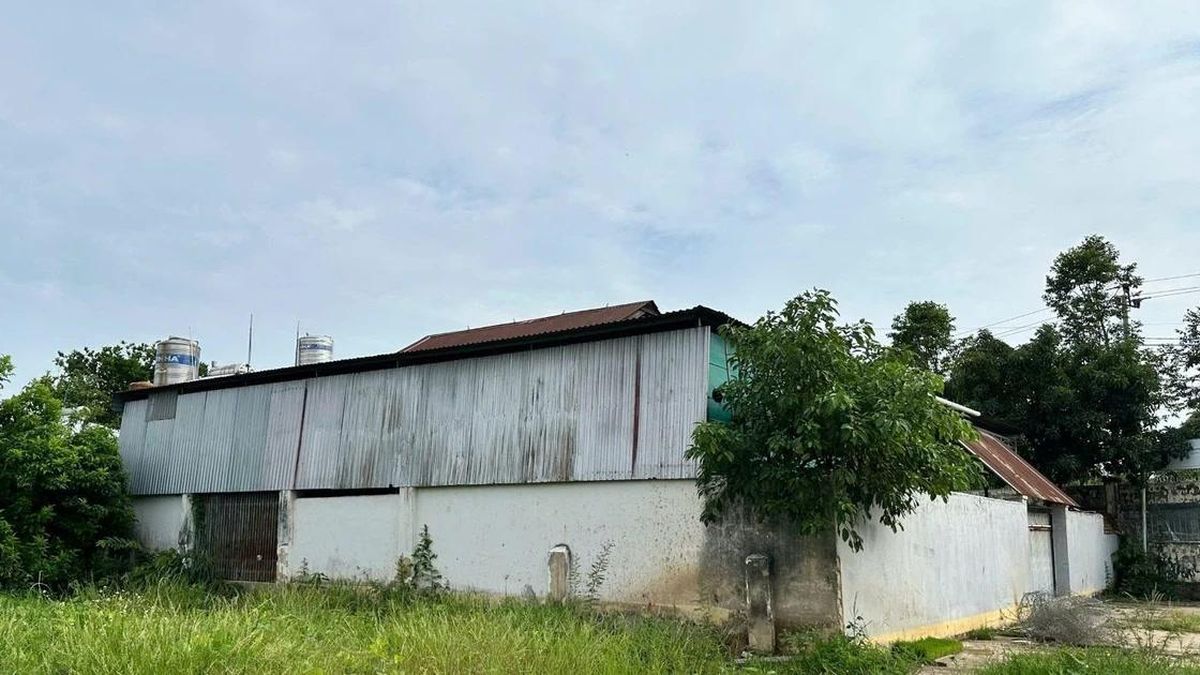Nguyên hiệu trưởng dựng nhà trên đất trường, chiếm dụng gần 500m² - Báo Tiền Phong
