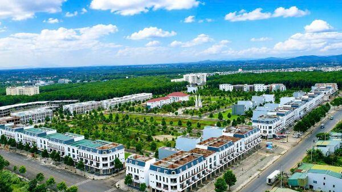 Hơn 23.000 giao dịch đất nền, gần 6.000 tỷ đồng 'chảy' vào thị trường Đắk Lắk trong quý II/2026 - Tạp chí Doanh Nhân VN