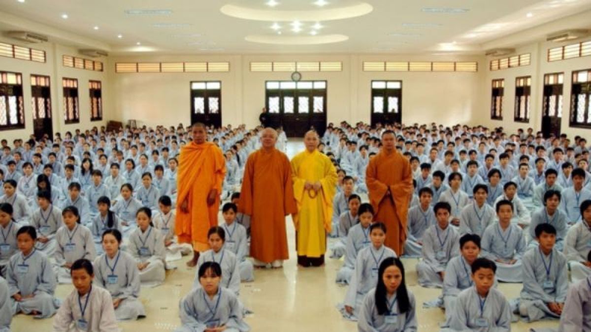 Khóa tu tại 4 chùa miền Trung - Nam - Tạp chí nghiên cứu Phật học