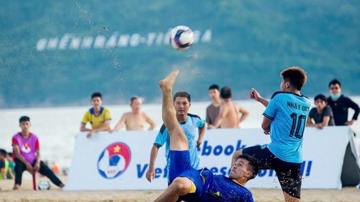 8 đội tranh tài tại Giải Bóng đá Bãi biển Vô địch Quốc gia 2026 - Báo VietnamNet