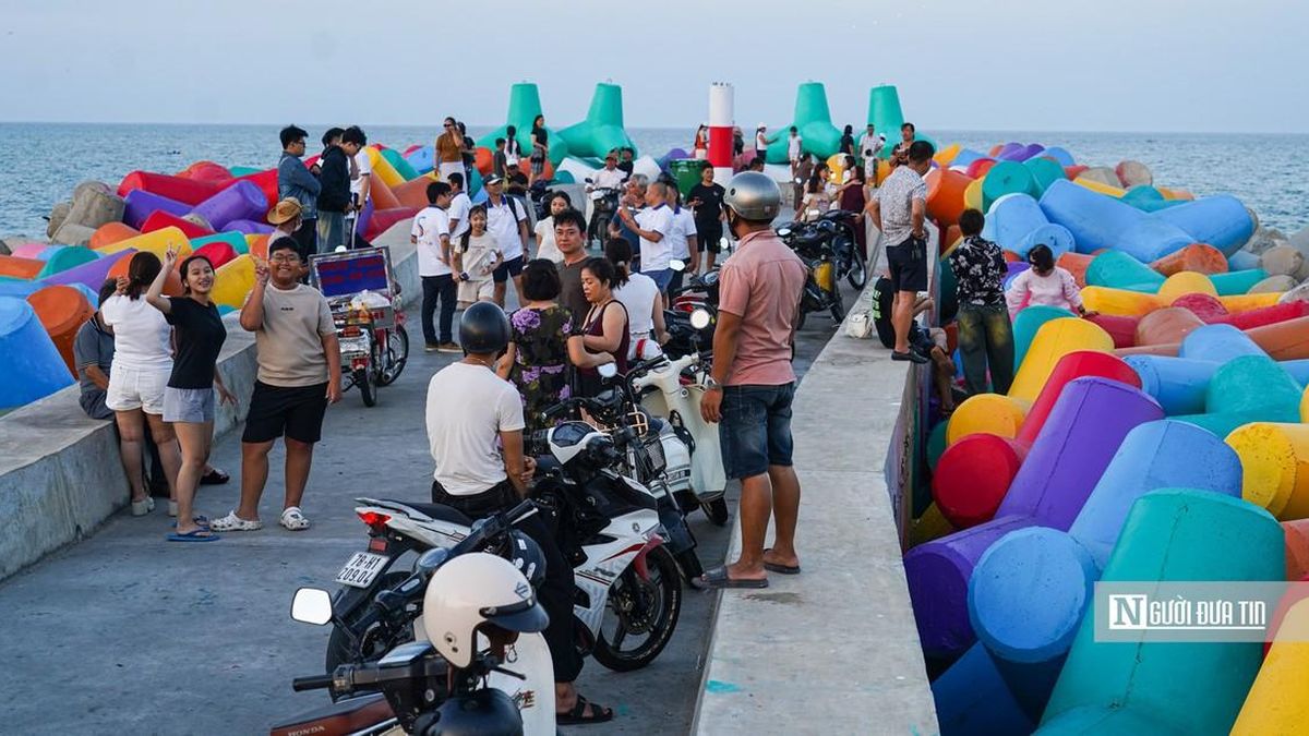 Tô điểm cho hàng trăm khối bê tông, bờ kè tại phố biển Đắk Lắk trở thành điểm check – in hút khách - Tạp chí Người Đưa Tin