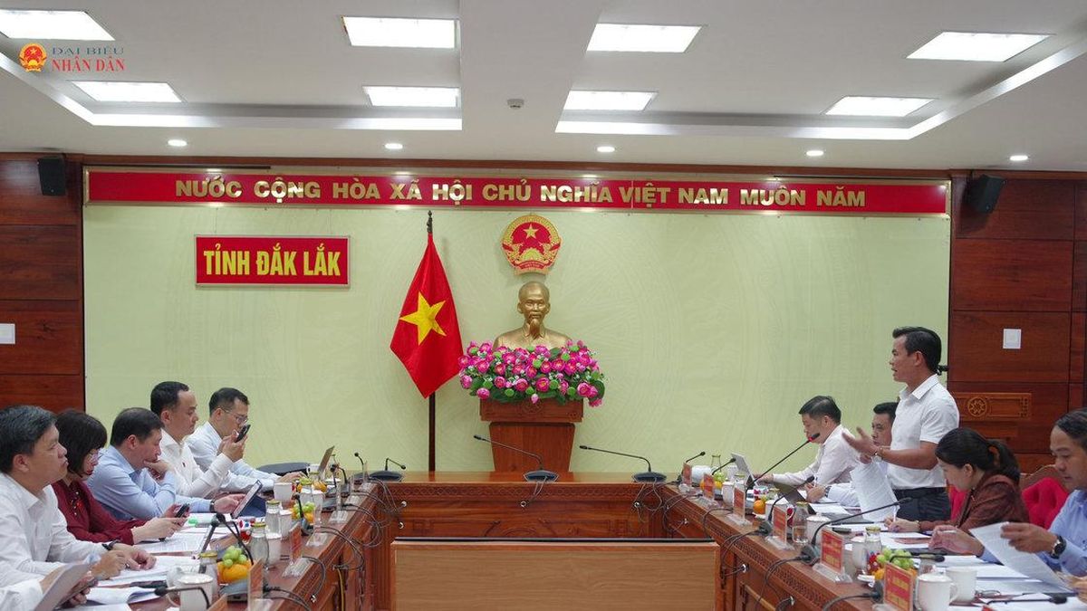 Đoàn công tác của Ủy ban Khoa học, Công nghệ và Môi trường Quốc hội làm việc tại tỉnh Đắk Lắk - Đại Biểu Nhân Dân