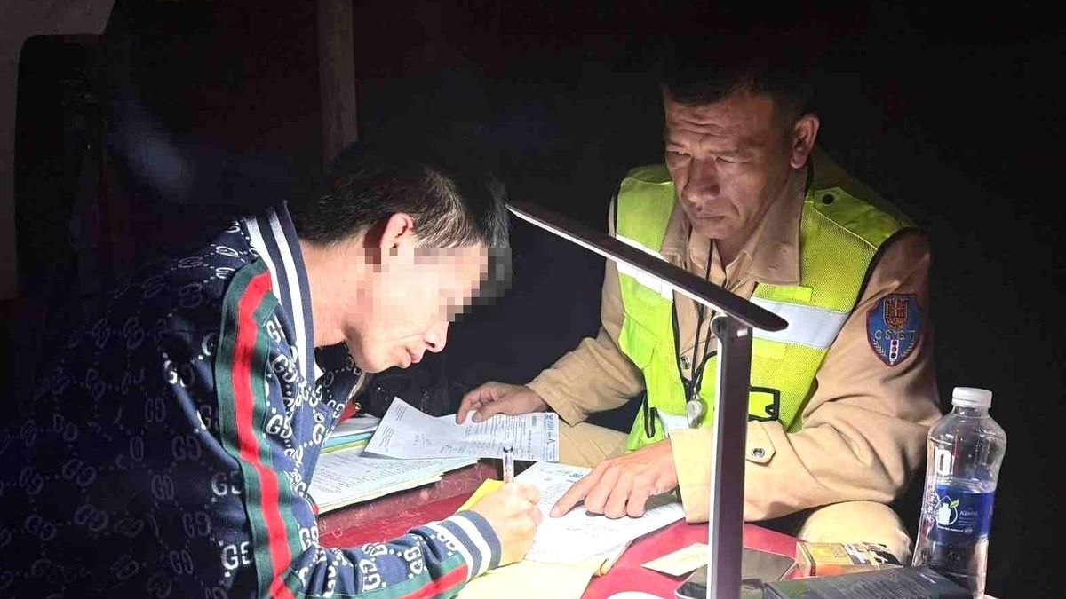 Phát hiện tài xế xe khách dương tính với ma túy, chạy tốc độ 134km/h - Báo VietnamNet