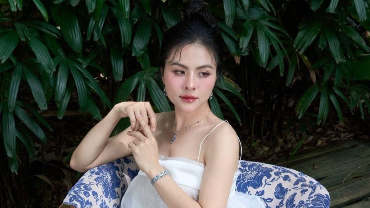 Vân Trang hội ngộ 2 người đặc biệt lúc 5 giờ sáng, khoảnh khắc thân thiết gây chú ý - Tạp chí SaoStar