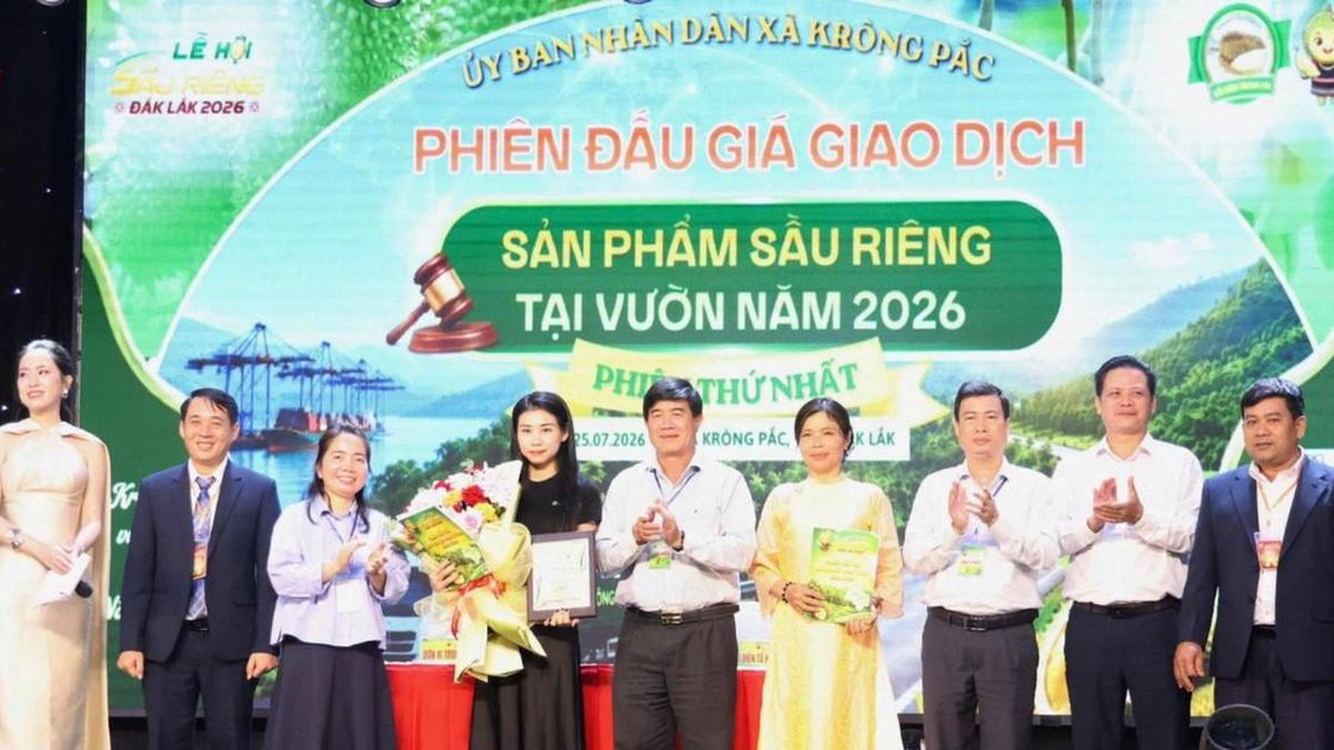 Đắk Lắk: Bước đột phá trong tiêu thụ sầu riêng với phiên đấu giá 23,8 tỷ đồng - Đại Biểu Nhân Dân