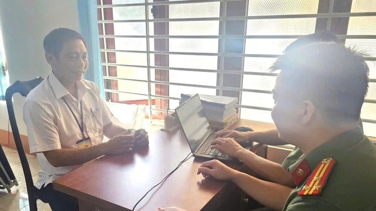 Khởi tố Giám đốc và Phó giám đốc Trung tâm GDNN-GDTX Sông Cầu - Báo VietnamNet