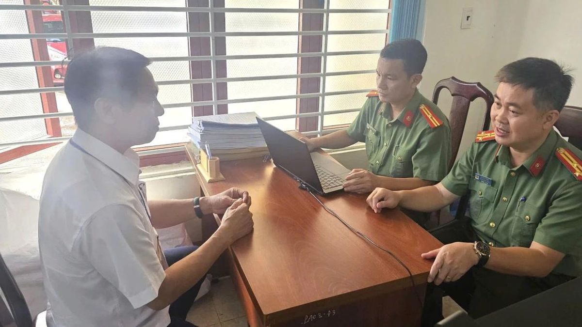 Thu học phí trái quy định, 4 cán bộ Trung tâm giáo dục bị khởi tố - Báo Công An Nhân Dân