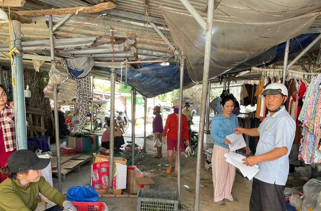 Kiên quyết dẹp ngôi chợ tự phát tồn tại nhiều năm ở Tuy Hòa - Báo Công An Nhân Dân