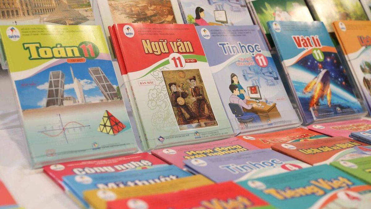 Tháo gỡ khó khăn, đảm bảo đủ sách giáo khoa cho học sinh trong năm học mới - Báo Tin Tức TTXVN